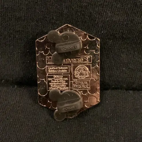 Her Universe Star Wars Rey Hero Glitter Pin