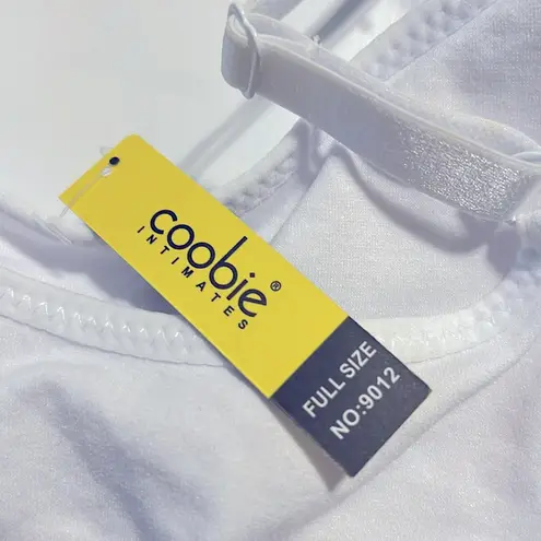 Coobie Intimates Coobie Intimates Scoopneck Cami Bra, No 9012, White New w/Tag Size undefined