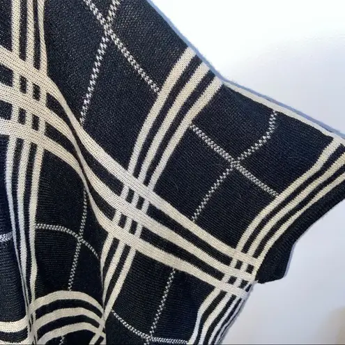 Mizumi Cardigan Shawl with fringe detail Black Size M