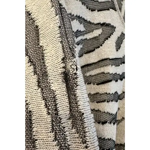 STAUD  Cassia Zebra Shawl - Animal - Off White Multi Large