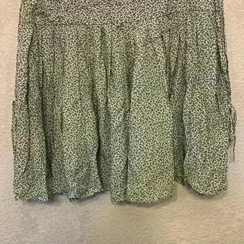 White black palm leaf skirt sz L casual flowy girly feminine preppy school Size L