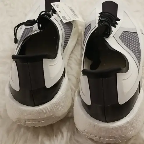 💕ADIDAS by STELLA MCCARTNEY💕 PulseBoost HD Shoes Size 10