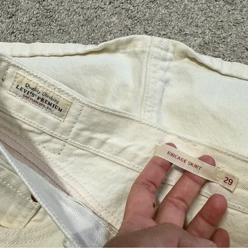 Levi's Levi’s Premium Women’s Ribcage Denim Mini Skirt Rainbow Embroidered in Ecru 29