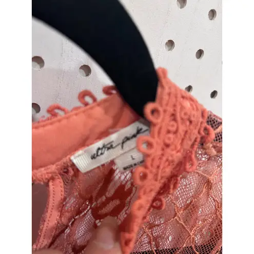 Ultra Pink Coral Lace Mock Neck Sleeveless Top Women's Size L