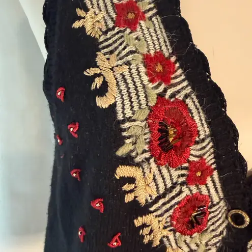 Jantzen Vintage Embroidered Knit Vest Black Floral Button Front Boho 80s 90s S