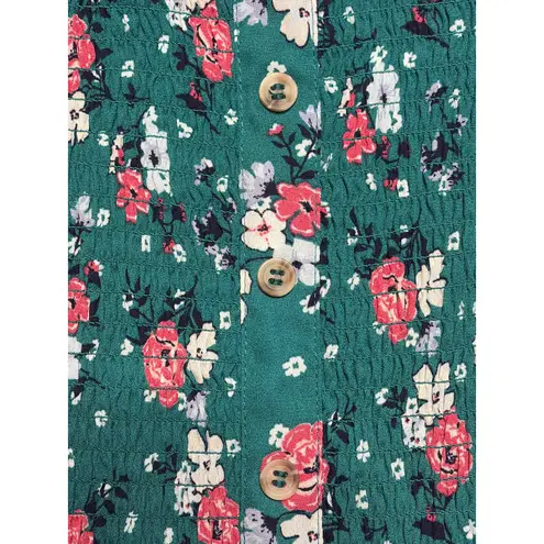 CraveFame Ditsy Chicks Floral Smocked Top size Small Green