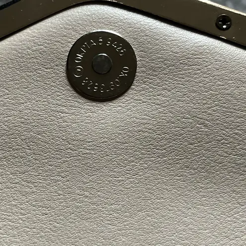 Cream Envelope Crossbody Bag w/ Gold Chain Strap – Neutral Everyday Purse