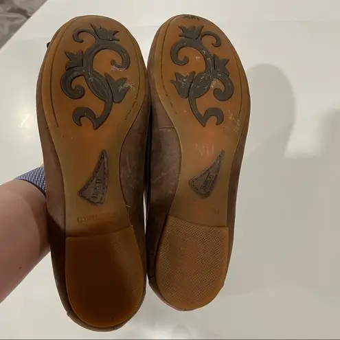 Born Brown Leather Slip On Moccasin Stitch Toe Flat Shoes Size 7