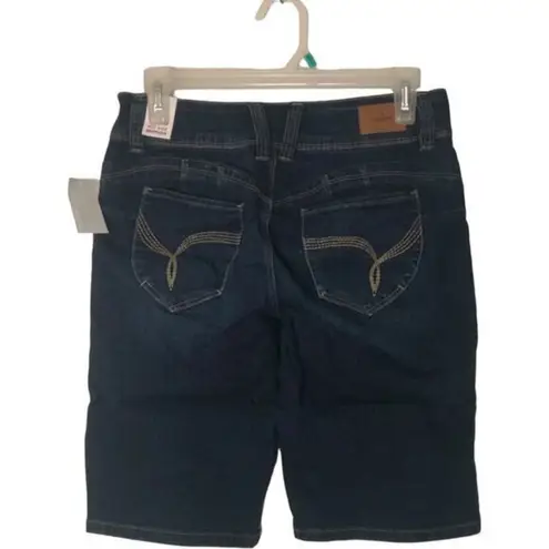 Ymi Jeans Womens Mid-rise Ripped Bermuda Shorts Dark Jean Short Size 7/28 NWT