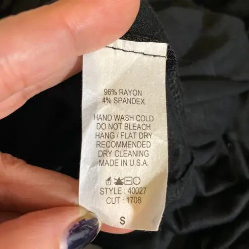 Luxe Black Asymmetrical Hem Crew Neck Sleeveless Stretch Tank Top Women Sz S