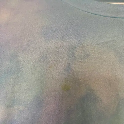 Women’s Ombré In A World Where You Can Be Anything Be Kind Graphic Tee NWOT Multiple