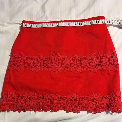 J.Crew Elegant Red Mini Skirt with Floral Lace Trim Detail - Perfect for Evening Events