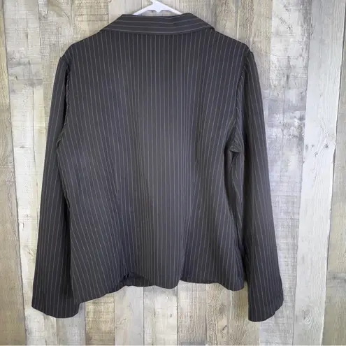 Studio 1940 SZ. 16 Black Button Front Jacket w/White Pin Stripe & Should…