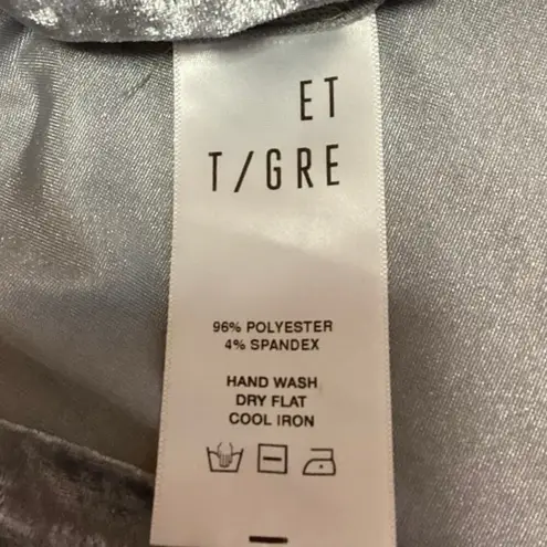NEW Et Tigre Kenji Silver Metallic Velvet Velour Short Sleeve Mock Neck Top Sz S