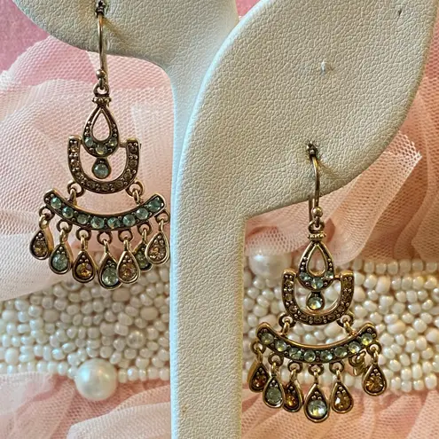 Vintage Glamour Gold Tone Teal Amber Crystal Chandelier Dangle Drop Earrings