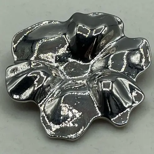 Monet Vintage  large pansy brooch in silver color 1980’s