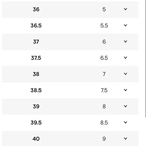 Zadig & Voltaire
CECILIA CAPRESE SANDALS