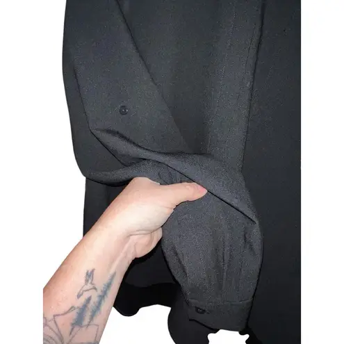 Elizabeth And Clarke Black Long Sleeved Blouse With Flirty Hem Women’s Size 16