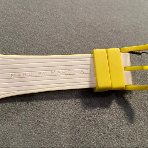 Marc by Marc Jacobs x-up Watch 38mm, water resistant,silicone