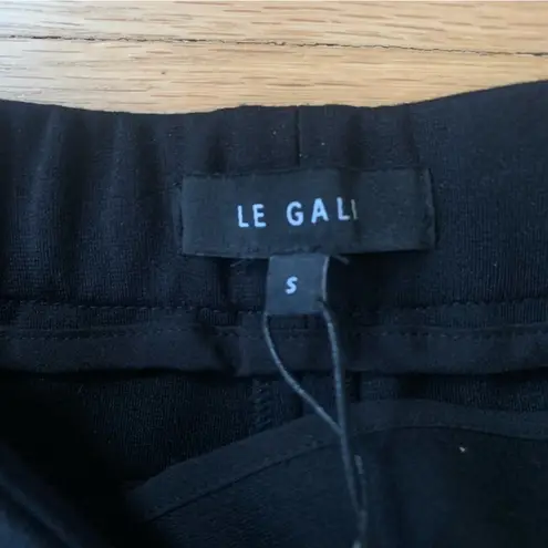 NWT LE GALI Crochet Lace Trim Cropped Wide Leg Lyle Pants Size Small Boho Hippie Black