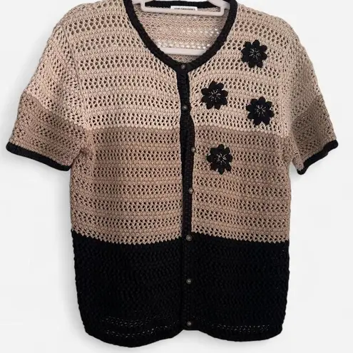 None Vintage Hand-Embroidered Boho Floral Blouse – Tan Folk Cottage Top Medium