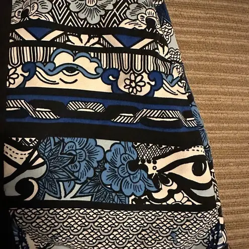 River Island  navy skirt size 6