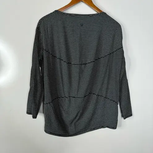 Lululemon  Back In Action Long Sleeve Hype Stripe Black White Size 6