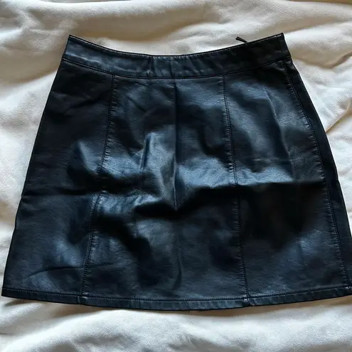 Forever 21 Faux leather skirt