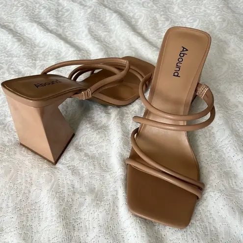 Abound  Austyn Tubular Strappy Block Heeled Sandal Tan Mocha Size 9 NEW