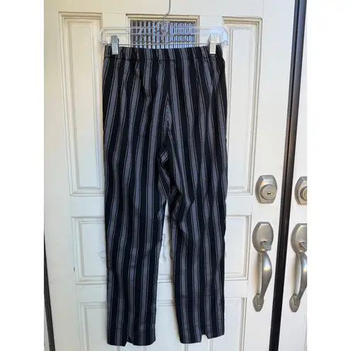 John Galt John Galt Black & White Striped Pants Casual Cropped Trousers Size XS/Small