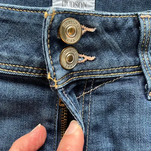 Hudson Women's Croxley Mid-Thigh Short Medium Wash Size 26