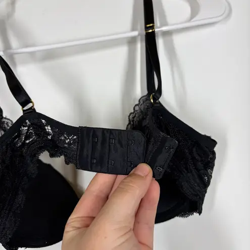 Pepper Lightly Lined Underwire Bra Size 34A Black