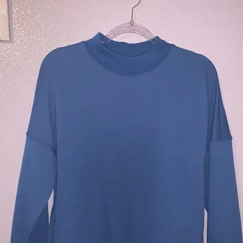 Women’s M Casual Long Sleeve Sweatshirt Crewneck Relaxed Fit Pullover Pockets Blue Size M