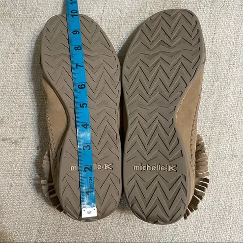Michelle K Moccasin Style Shoes Tan Size 9