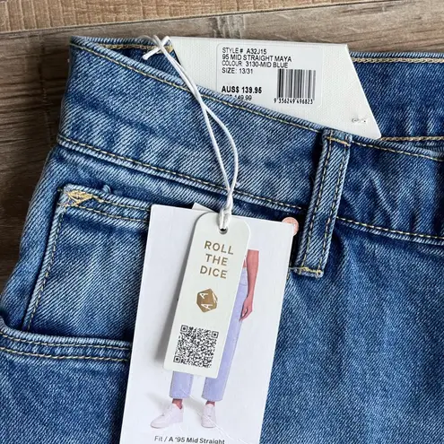 Abrand Jeans 95 Mid Straight in Maya size 31 Blue