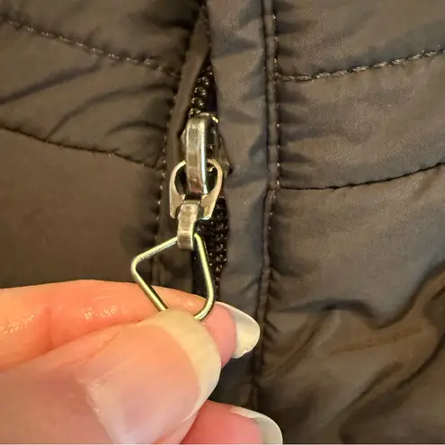 Esprit Dark Brown Quilted Vest Zip Up Woman’s Size 6 US Classic Outdoor Fall