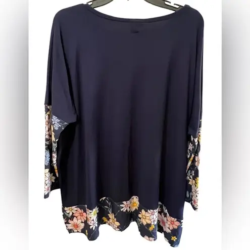 Yelete Longsleeve Tunic Top with Floral detailed sleeves