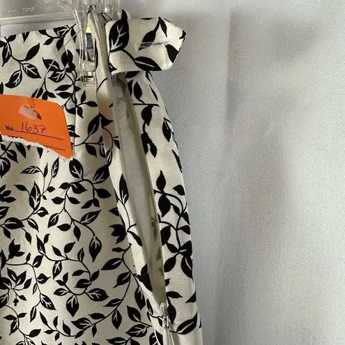 Grace Elements 100% Silk Cream
& Black Floral Lined Pencil Skirt Side Slit 6 NWT