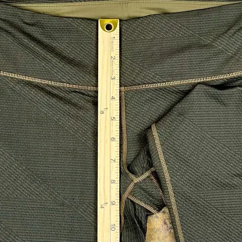 prAna Misty Capri Mid Rise Equinox Hiking Athletic Yoga Leggings Large