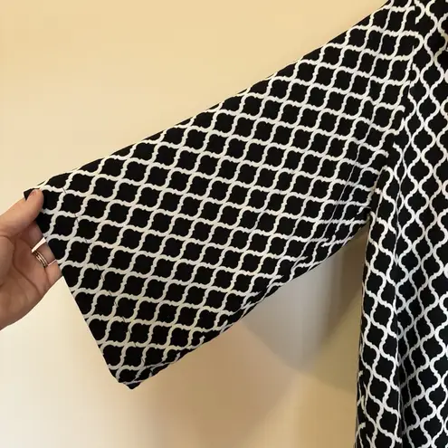 IC by Connie K Textured Swing Jacket Geometric Lagenlook Art Sz M Blk Wht Black Size M