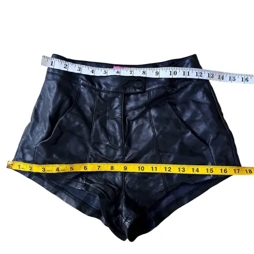 Edikted Ramona High Waist Faux Leather
Shorts EUC