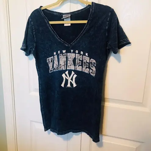 NEW YORK YANKEES MLB Womens Fitted Shirt Blue Size M