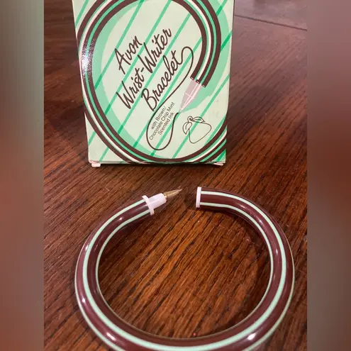 RARE AVON Wrist