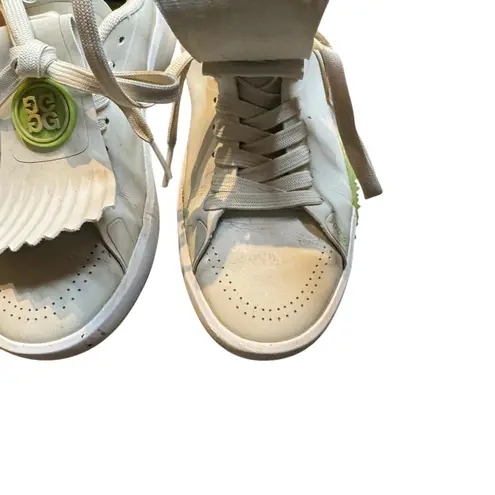 G/FORE Golf Shoes Womens Size 6 Stone Lime Spikeless Kiltie G4LF23EF53 White