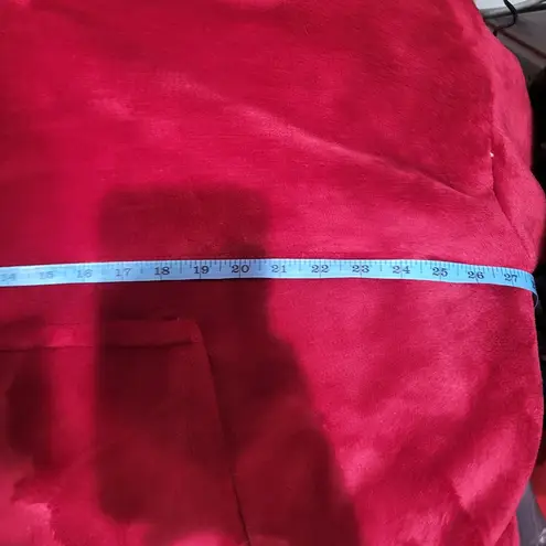 Cozy Red Hooded Shetpa Blanket Furry Pullover Size undefined