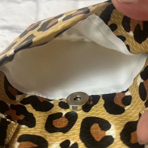 Scout Sally Go Lightly NWT Water Resistant Crossbody Bag