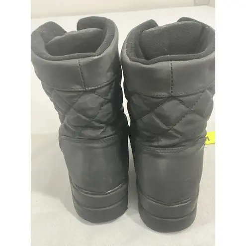 Womans Weathermates Julia Size 7 M Black Quilted Lined Zip Up Ankle Snow Boots