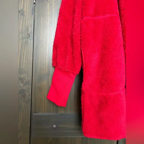 NWT Top It Off Sherpa Hoodie one size Red Size undefined