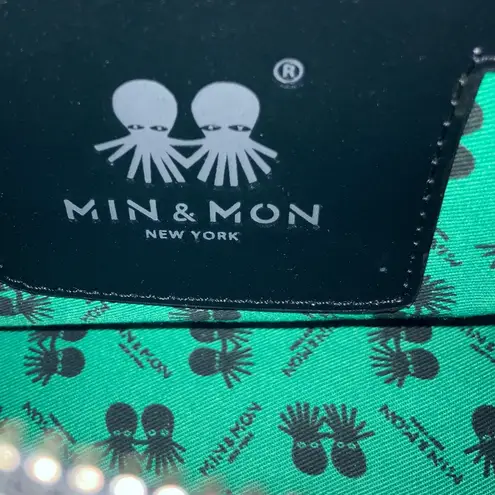 NWOT Min & Mon Cael Reversible Vista Blue Bag