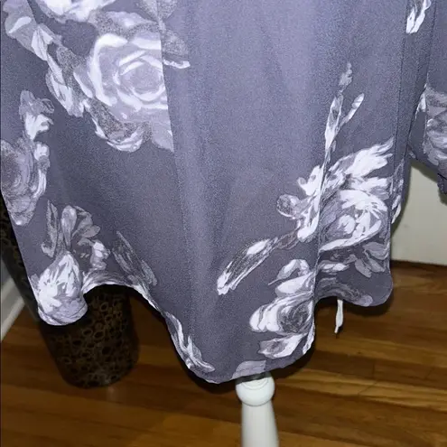 Violet+Claire Black and White Relaxed Blouse